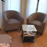 A Cote Des Cures Grand Audrey Ideal Renove Avec Gout Parking Wifi Dernieres Disponibilites Aout Et Des Le 4 Novembre Lejlighed